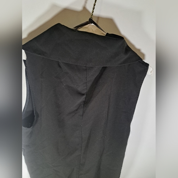 Revamped Black Long Open Front Collared Vest With Pockets Size Medium - Picture 7 of 7